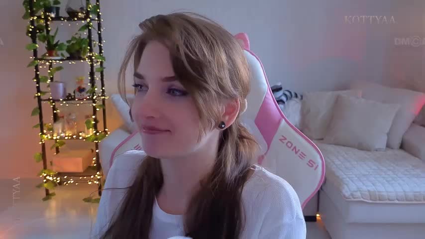 -Kottyaa- Cam Model Chat October 5, 2025