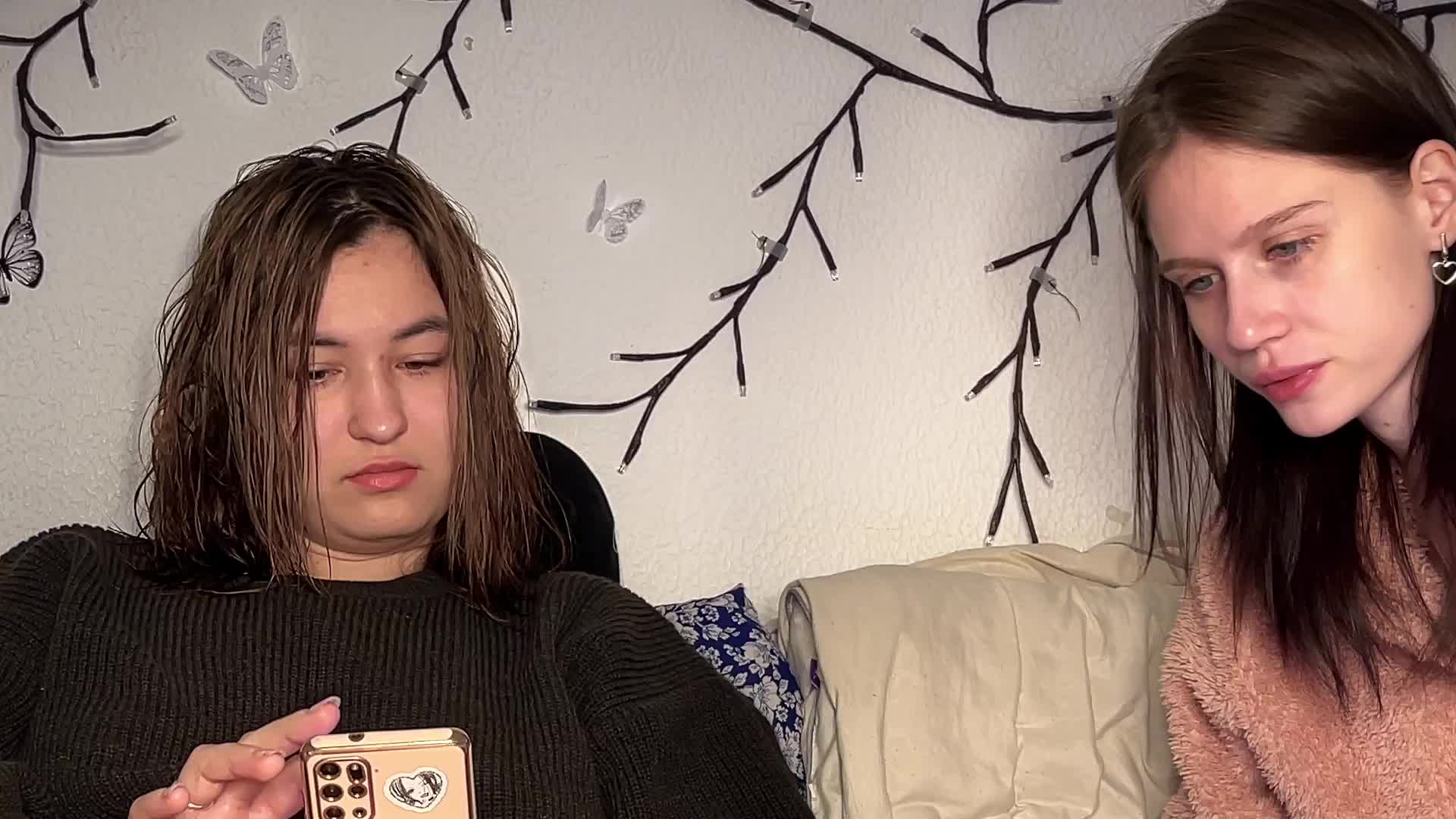 ZoyaVikki Cam Model Chat October 5, 2025