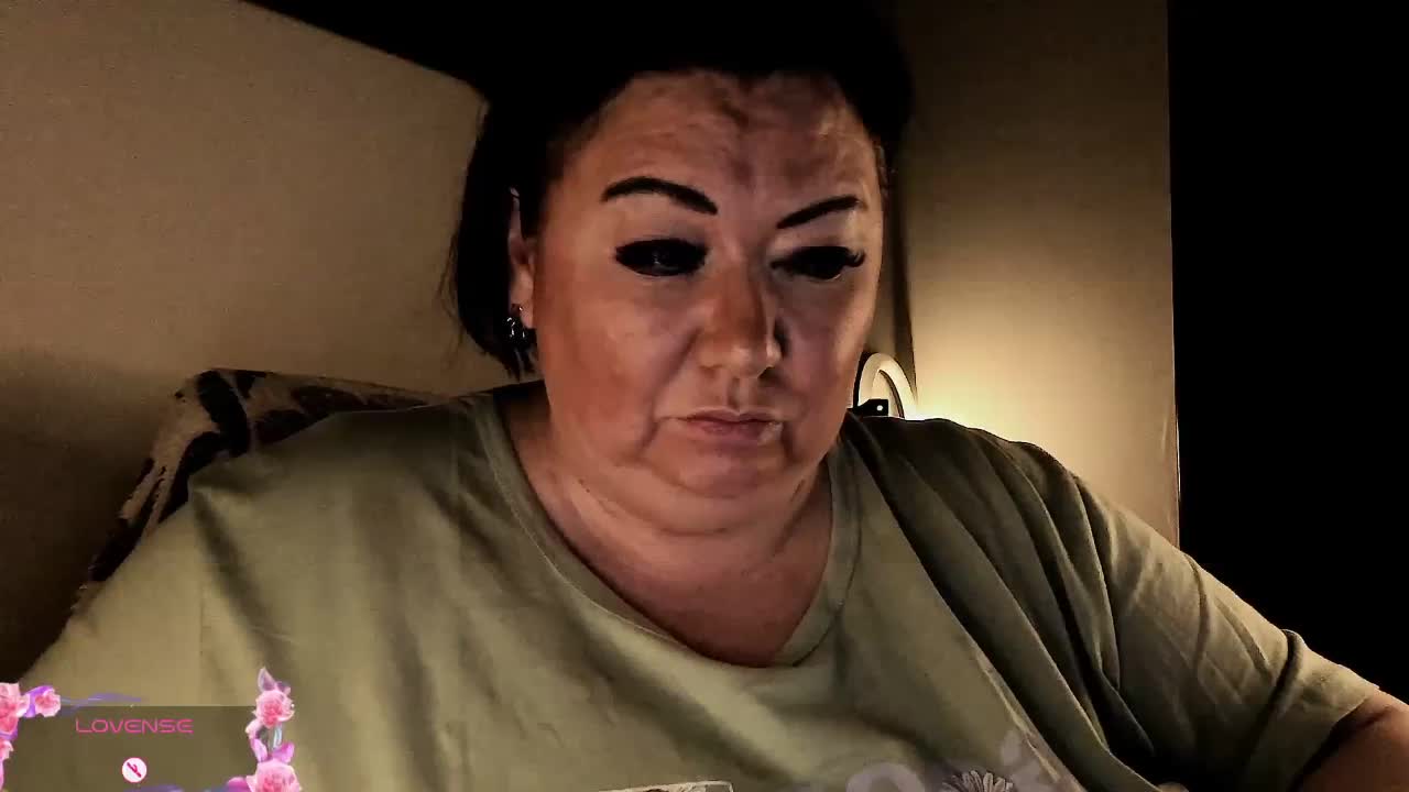 Alinahott1 Cam Model Chat October 5, 2025