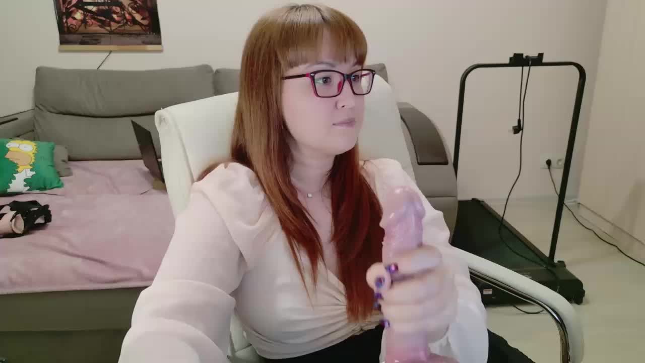 MISTRESS-FOX Cam Model Chat October 5, 2025