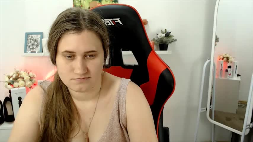 Lucky_Lana Cam Model Chat October 5, 2025