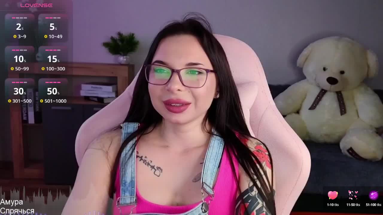 Lady-shy Cam Model Chat October 5, 2025