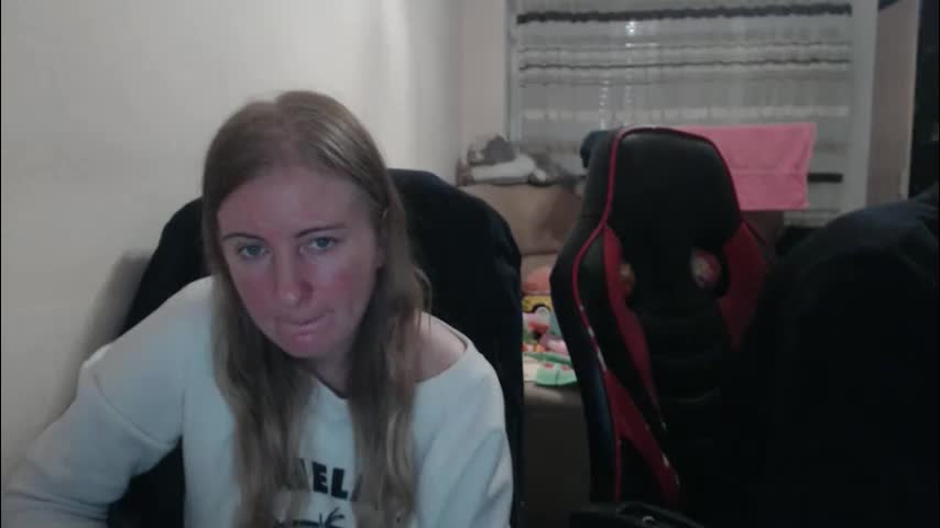 jenisandpeter Cam Model Chat October 5, 2025