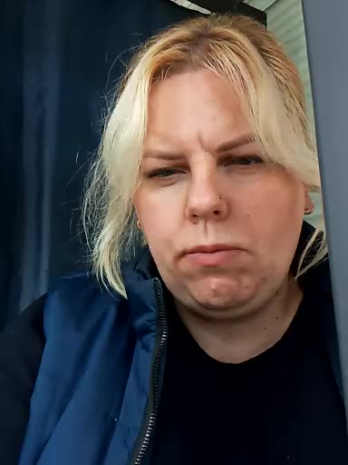 blondy_girl1499 Cam Model Chat October 5, 2025