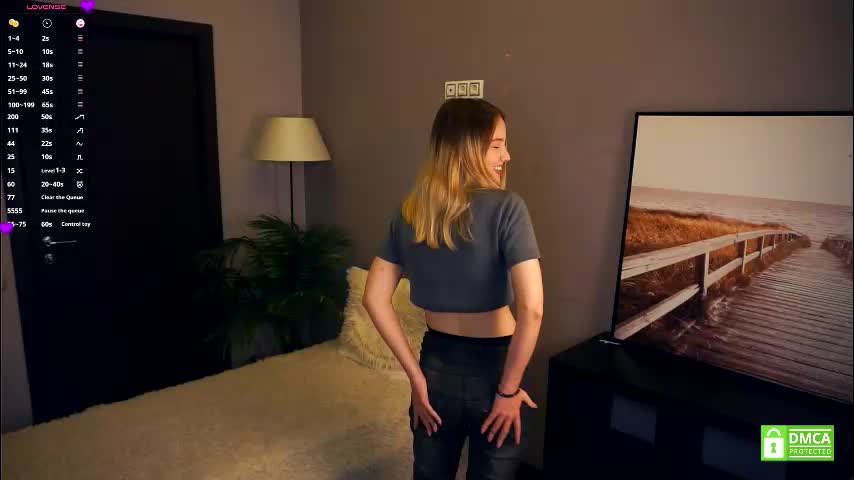 tashinapetitto Cam Model Chat October 5, 2025
