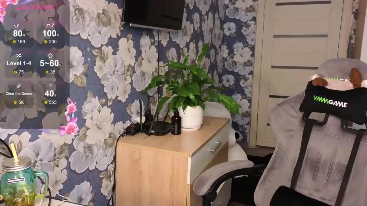 iam-momiji Cam Model Chat October 5, 2025