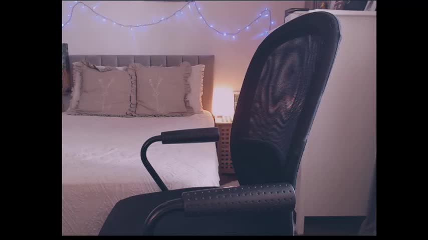 julialiones Cam Model Chat October 5, 2025