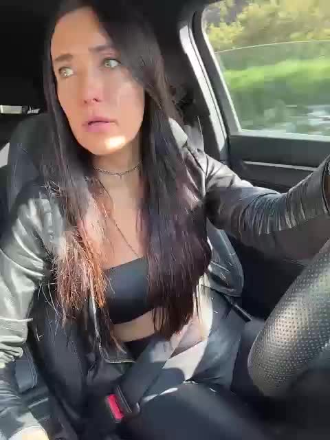 Marianna_ Cam Model Chat October 5, 2025