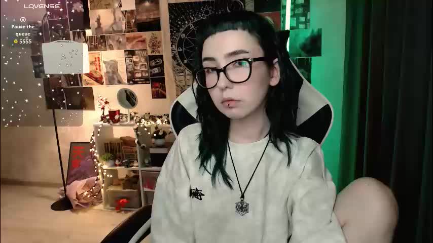 julscinamon Cam Model Chat October 5, 2025