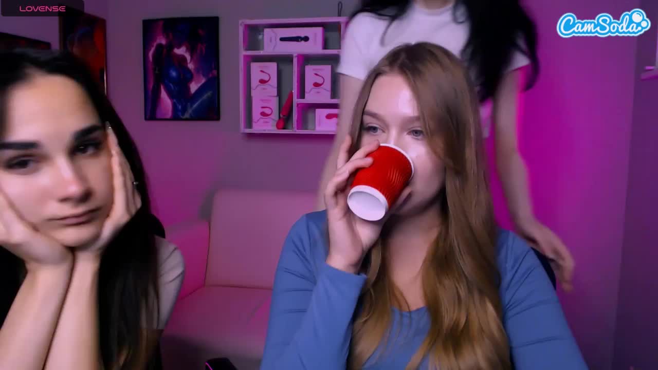 playfulsophie Cam Model Chat October 5, 2025