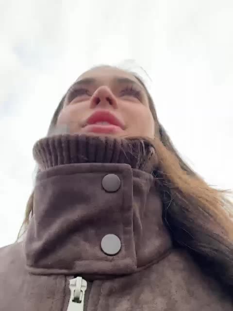 -Sasha-Orlova- Cam Model Chat October 5, 2025