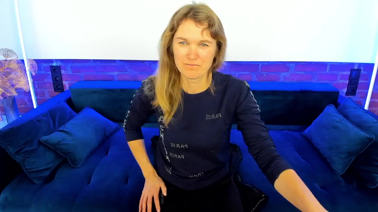 Annabel-xxx Cam Model Chat October 5, 2025