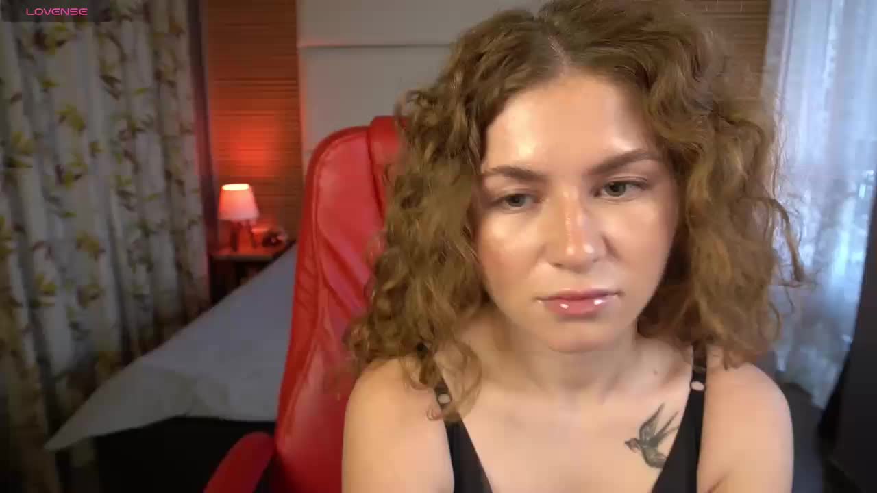 YoursGirlAlice Cam Model Chat October 6, 2025