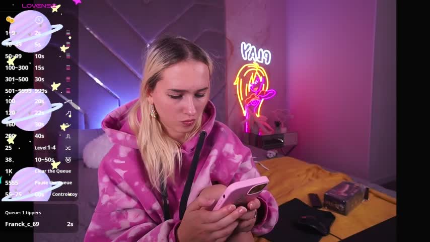 LilElfie Cam Model Chat October 6, 2025