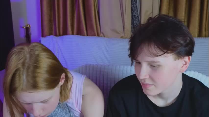 berry_assortment Cam Model Chat October 6, 2025