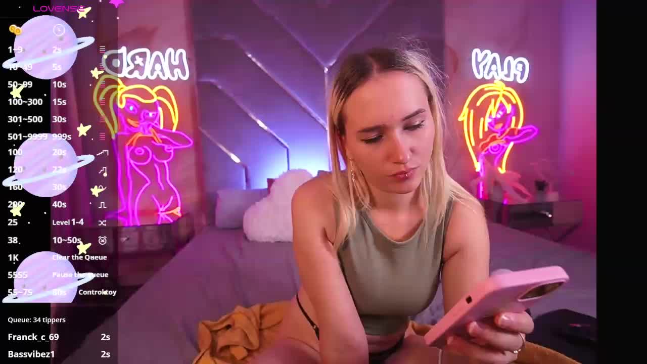 LilElfie Cam Model Chat October 6, 2025