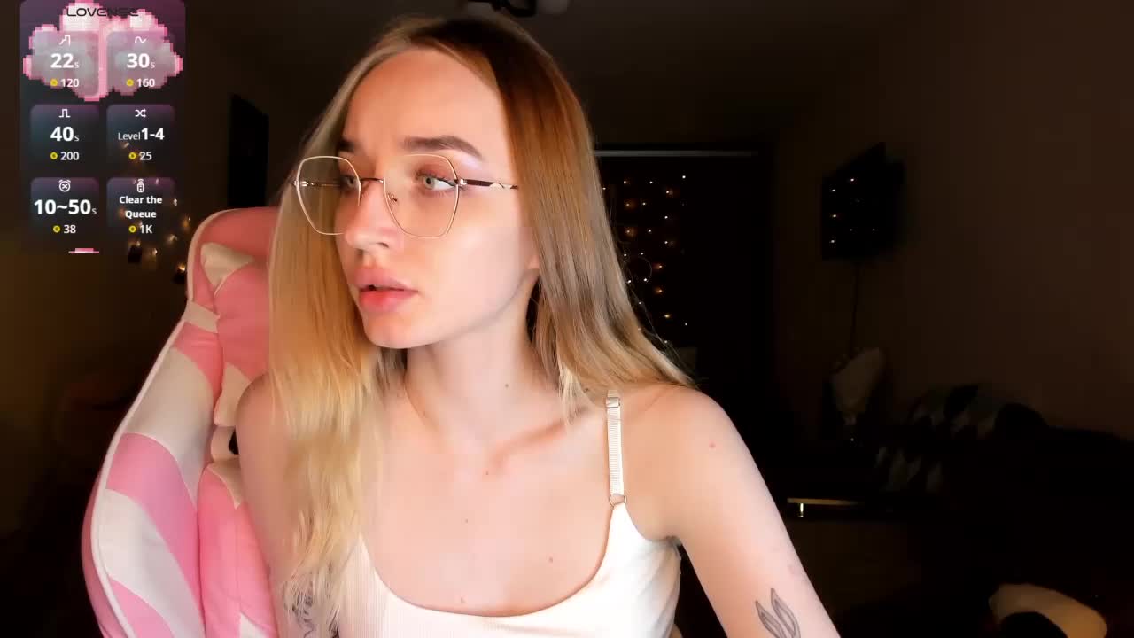 Polikinesis Cam Model Chat October 6, 2025