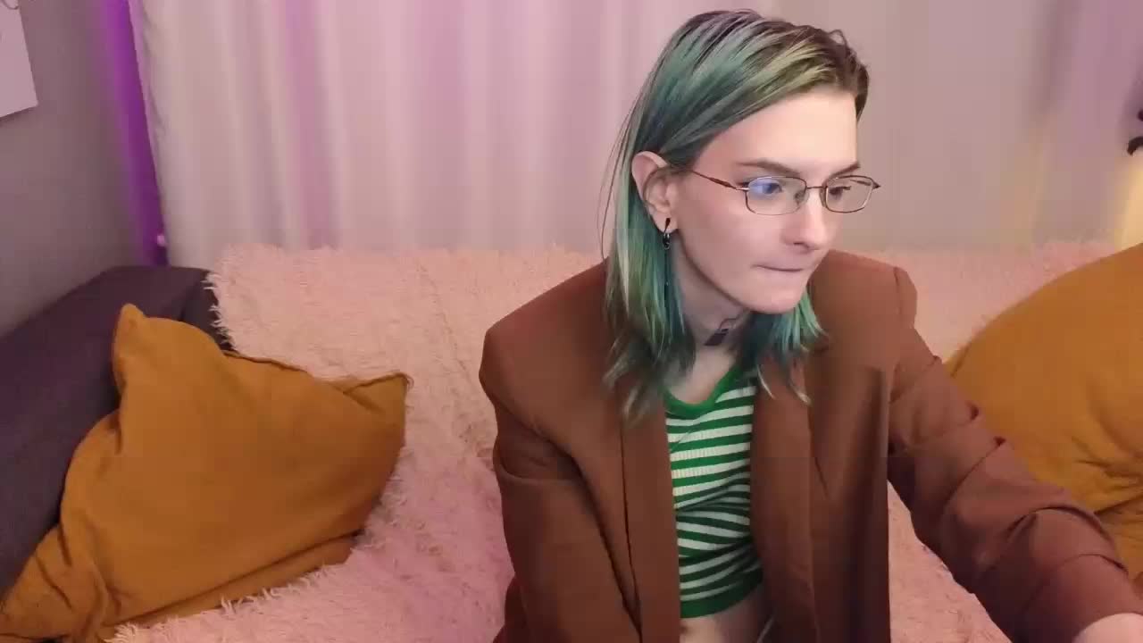 lika-haris Cam Model Chat October 6, 2025