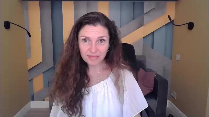 ellalongs Cam Model Chat October 6, 2025