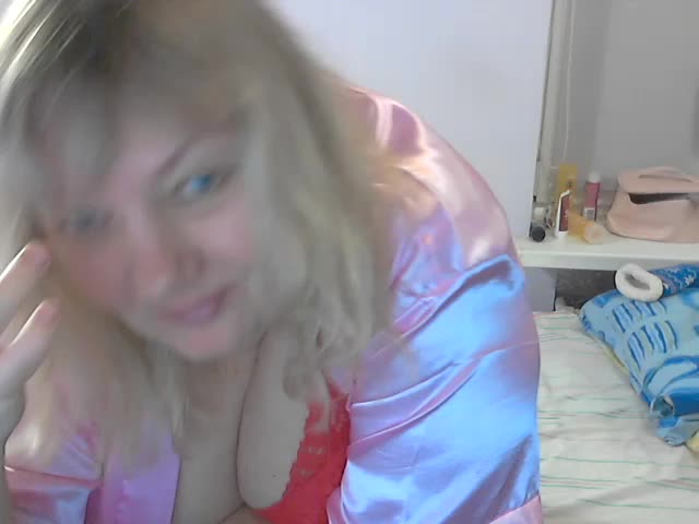 LucyAlexis Cam Model Chat October 6, 2025