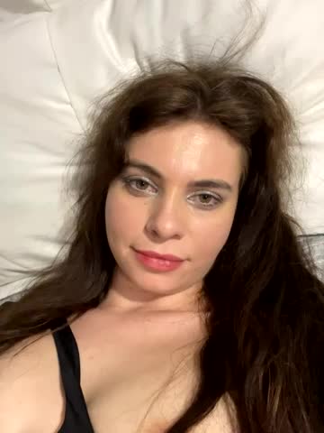 CurlyLara Cam Model Chat October 6, 2025