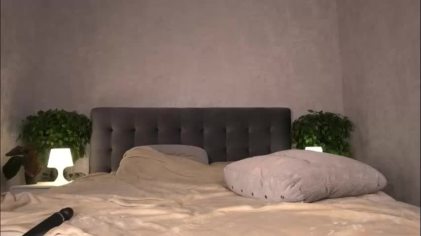 lynnaaspen Cam Model Chat October 6, 2025
