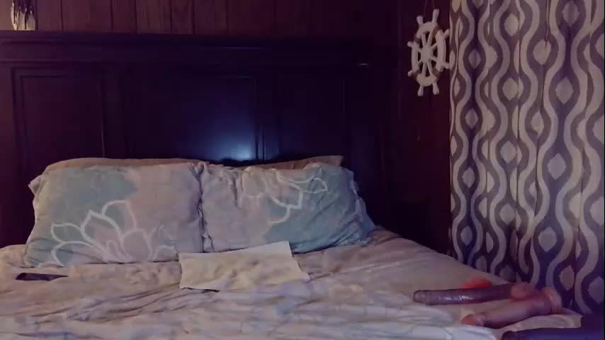 milf_raylie Cam Model Chat October 6, 2025