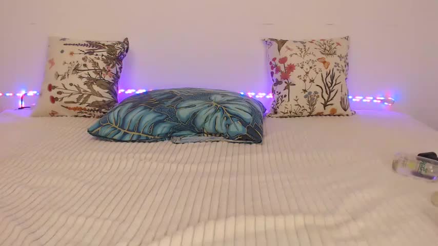 Karolina_love_ Cam Model Chat October 6, 2025