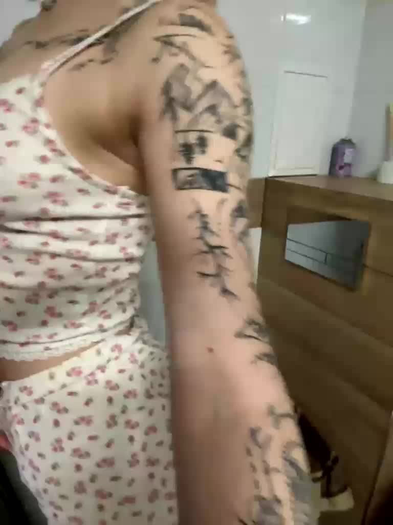 Millashaa Cam Model Chat October 6, 2025