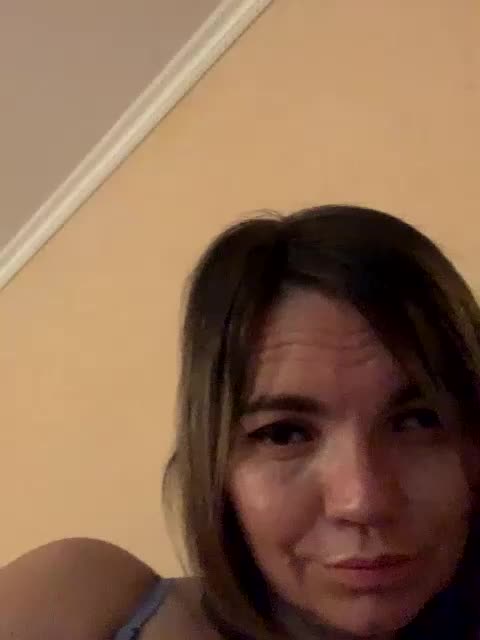 Ella-Pearlie Cam Model Chat October 6, 2025