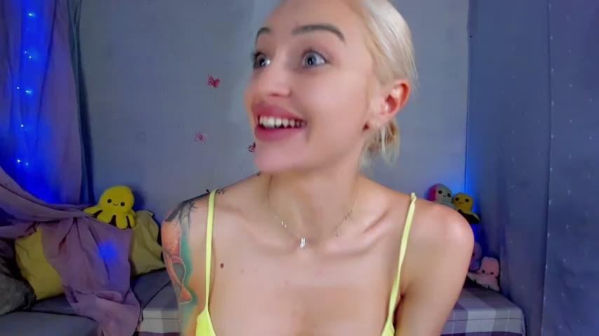 LickLizzy Cam Model Chat October 6, 2025