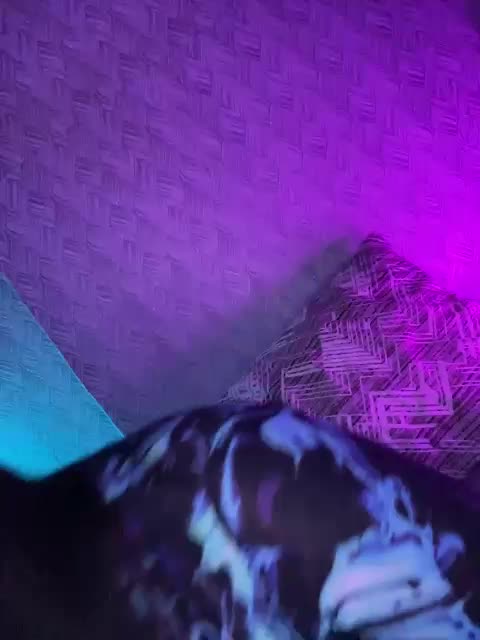 suchka-black- Cam Model Chat October 6, 2025