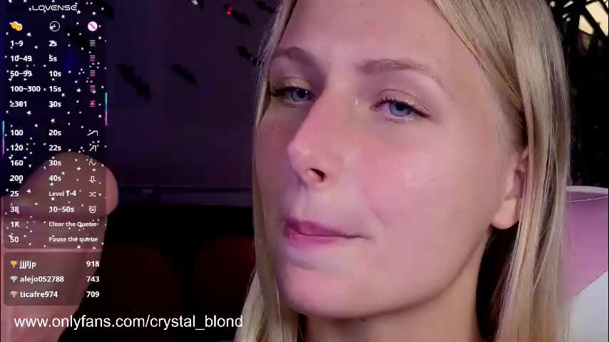 crystal_blond Cam Model Chat October 6, 2025