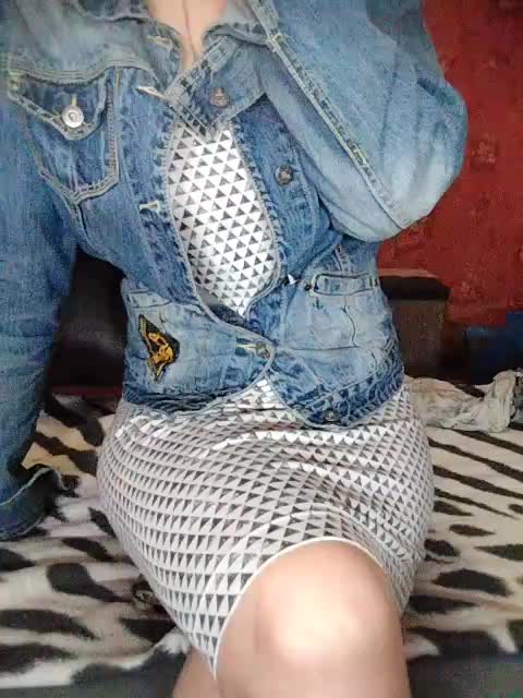 884_Sensuality_88 Cam Model Chat October 6, 2025