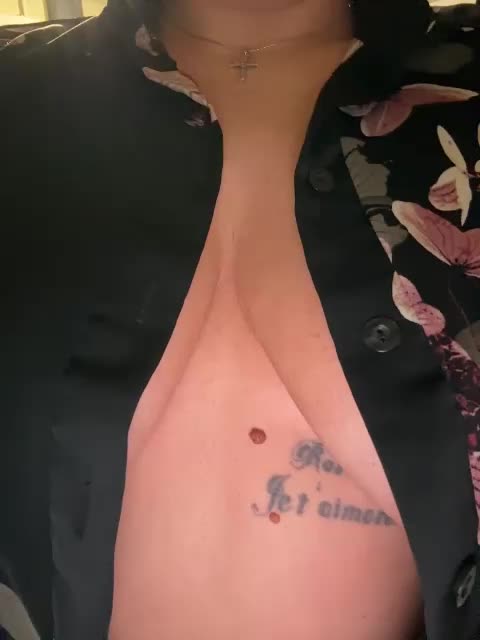 YaroslavaDip Cam Model Chat October 6, 2025