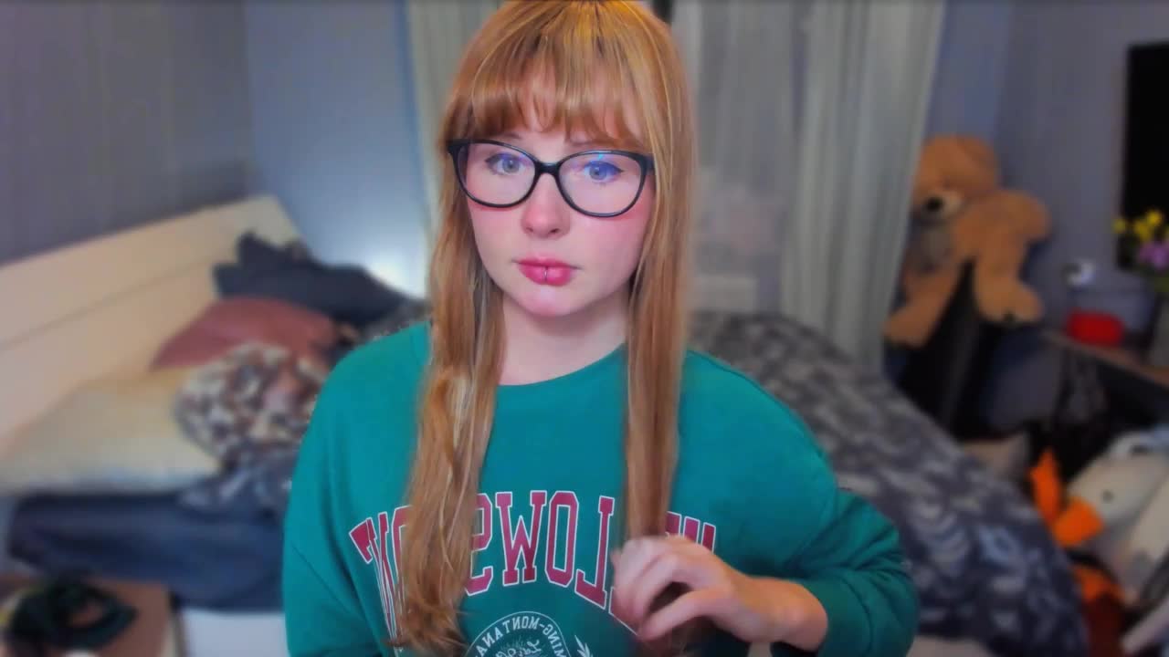 konopushka Cam Model Chat October 6, 2025