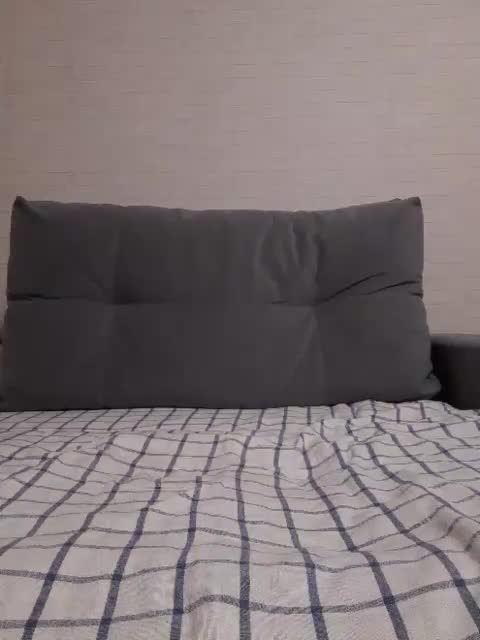 KrissKa Cam Model Chat October 6, 2025