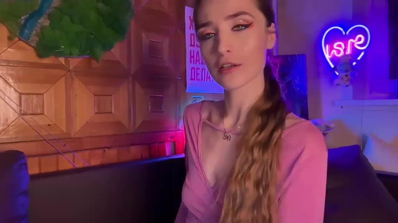 CandyBoom Cam Model Chat October 6, 2025