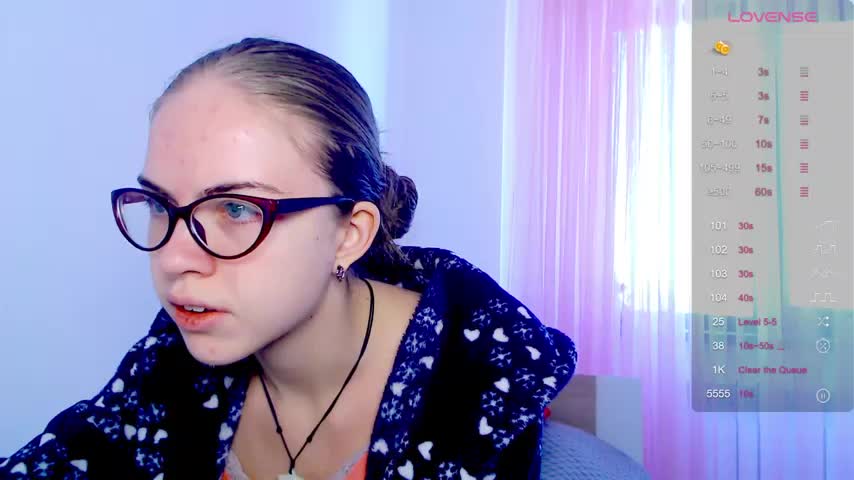Sarah_HS Cam Model Chat October 6, 2025
