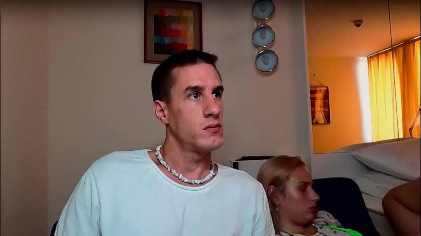 axl_fx Cam Model Chat October 6, 2025