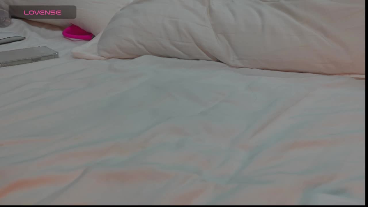 -Sara- Cam Model Chat October 6, 2025