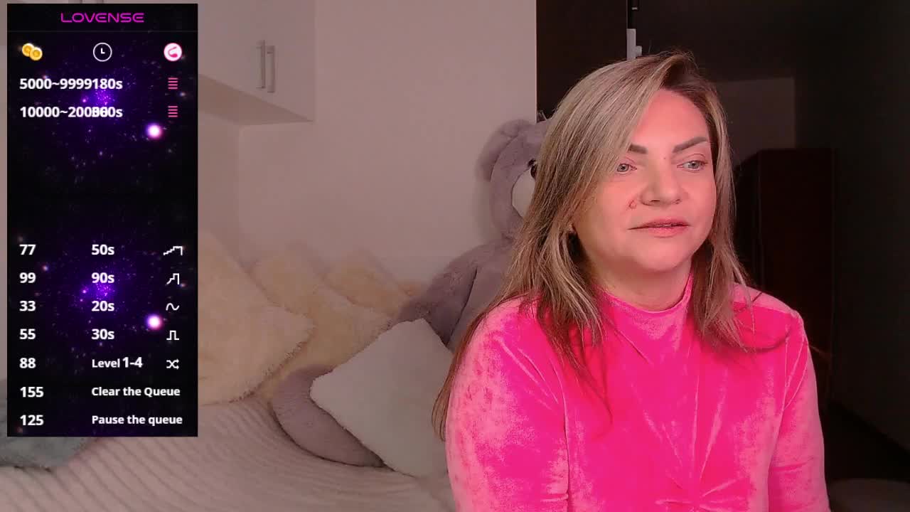 TerriLaxxx Cam Model Chat October 6, 2025