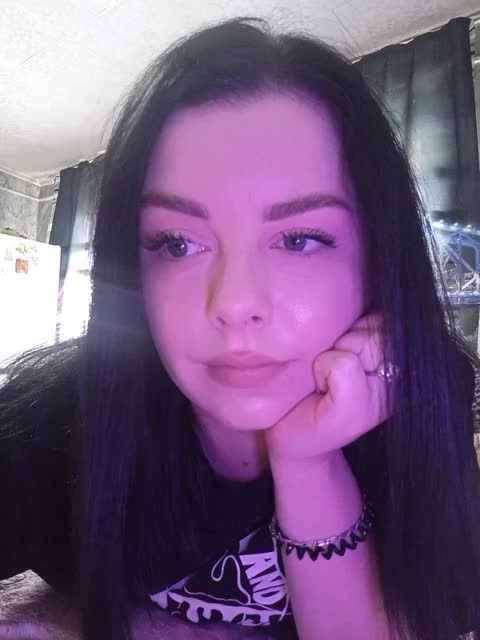 Nata17-1 Cam Model Chat October 6, 2025