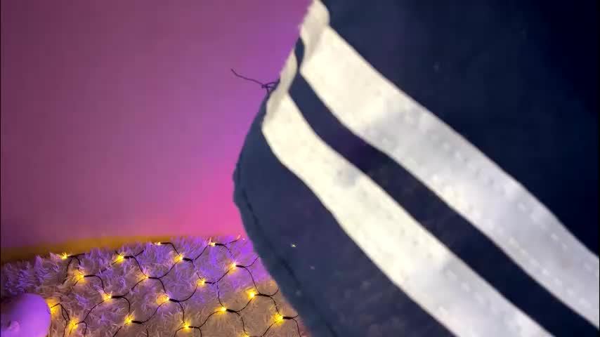 eleanor_rr_ Cam Model Chat October 6, 2025