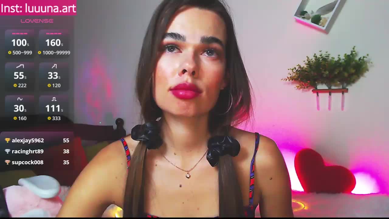 GiaVibey Cam Model Chat October 6, 2025