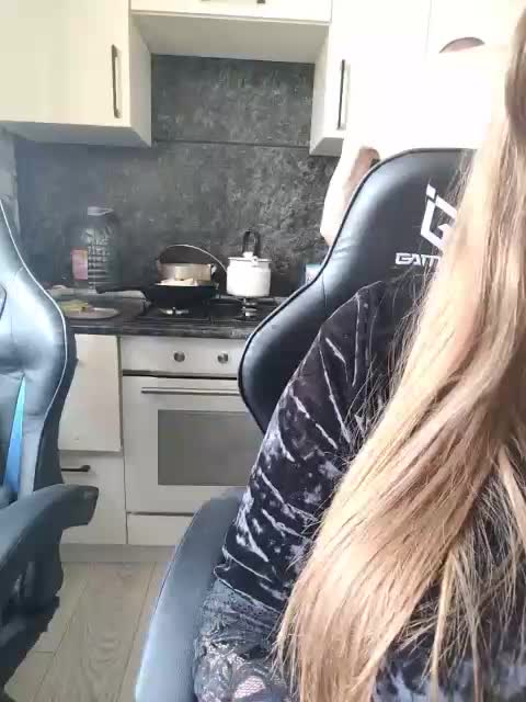 Innokentiy449 Cam Model Chat October 6, 2025