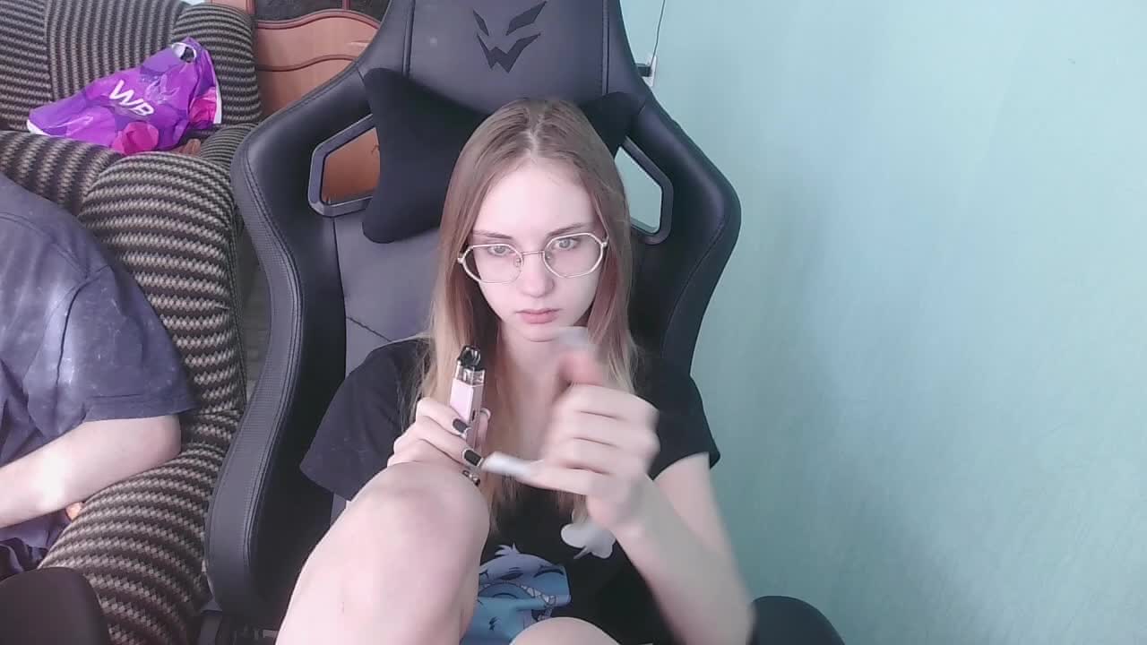 emolina Cam Model Chat October 6, 2025