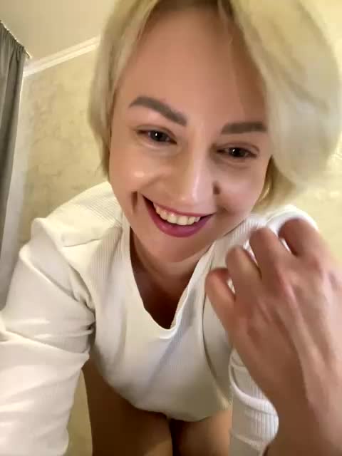 CozySandra Cam Model Chat October 6, 2025