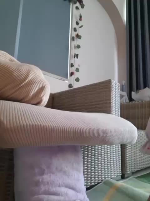 LittleDelora Cam Model Chat October 6, 2025