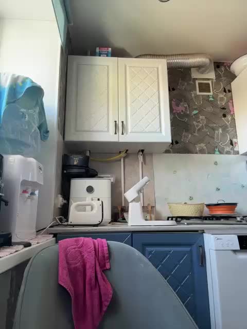 _Milashka_ Cam Model Chat October 6, 2025